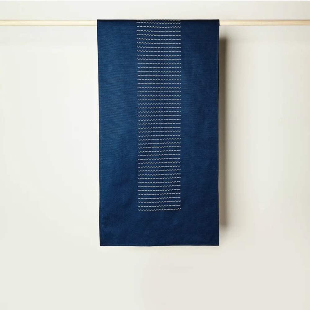 NWT Territory Navy Wave Table Runner
